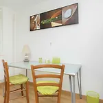 D'hotes Au Coeur De Nancyb&b Proche Gare De Bed & Breakfast