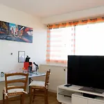 D'hotes Au Coeur De Nancyb&b Proche Gare De Bed & Breakfast 2*