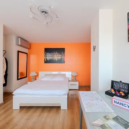 D'hotes Au Coeur De Nancyb&b Proche Gare De 2* Нанси