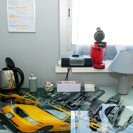 Panzió D'hotes Au Coeur De Nancyb&b Proche Gare De