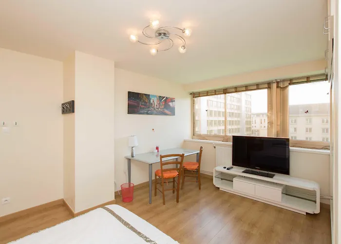 D'hotes Au Coeur De Nancyb&b Proche Gare De Bed & Breakfast